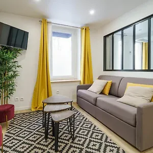 Appartement Parisian Flat With Sauna