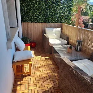 Appartement Grand T2 Ensoleille - Proche Gare